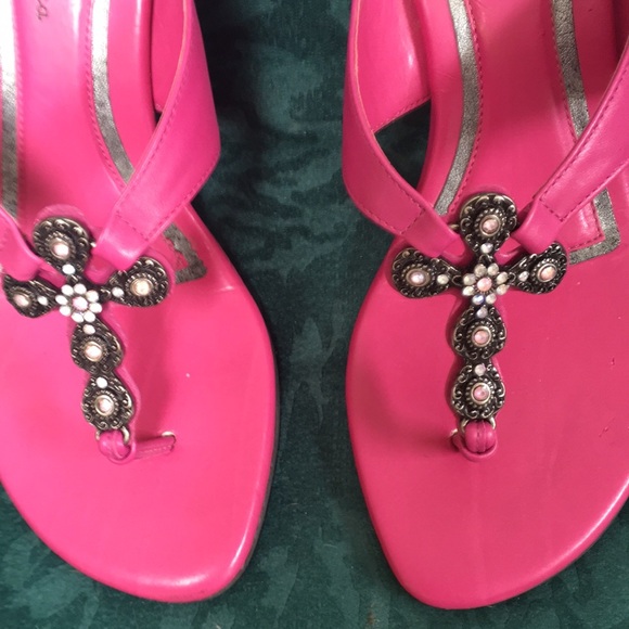 Gorgeous Diego Di Lucca wedge heel step ins - Picture 2 of 4